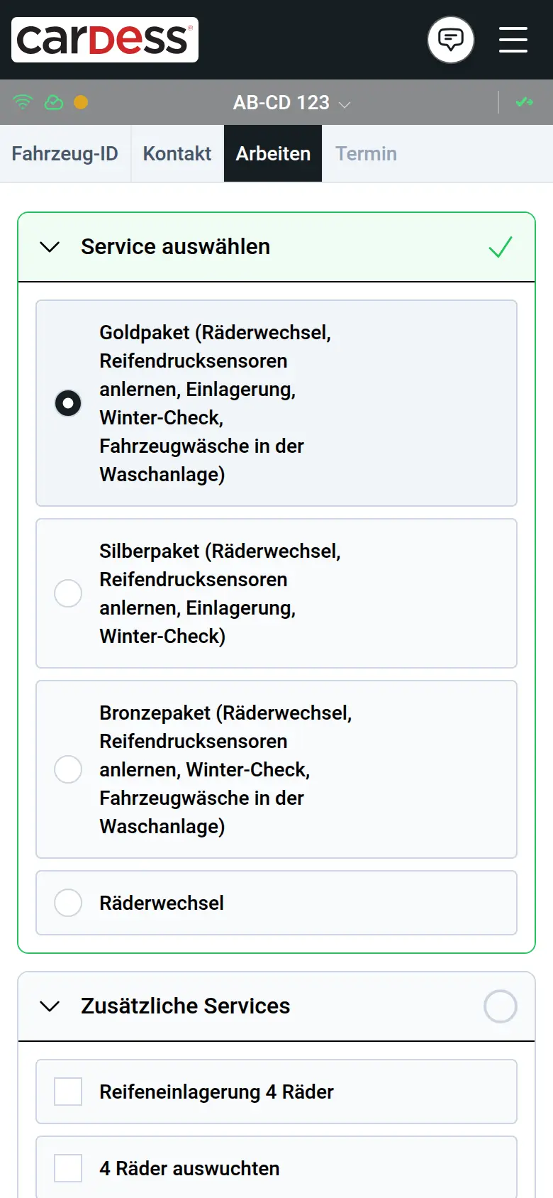 Serviceschritt: Gold-, Silber- und Bronzepaket sowie Reifenwechsel, das Goldpaket ist ausgewählt, darunter Zusatzleistungen